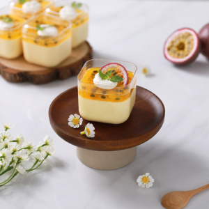 Bánh mousse chanh dây